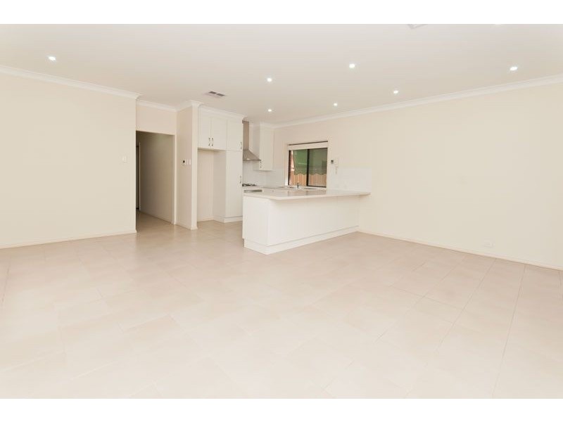 62 Lyons Road, Holden Hill SA 5088