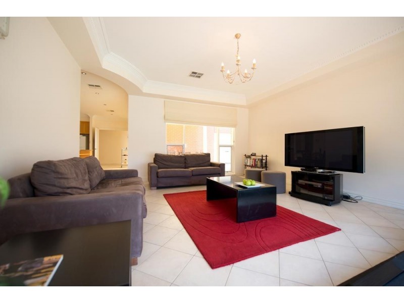 17 Doreen Street, Vale Park SA 5081