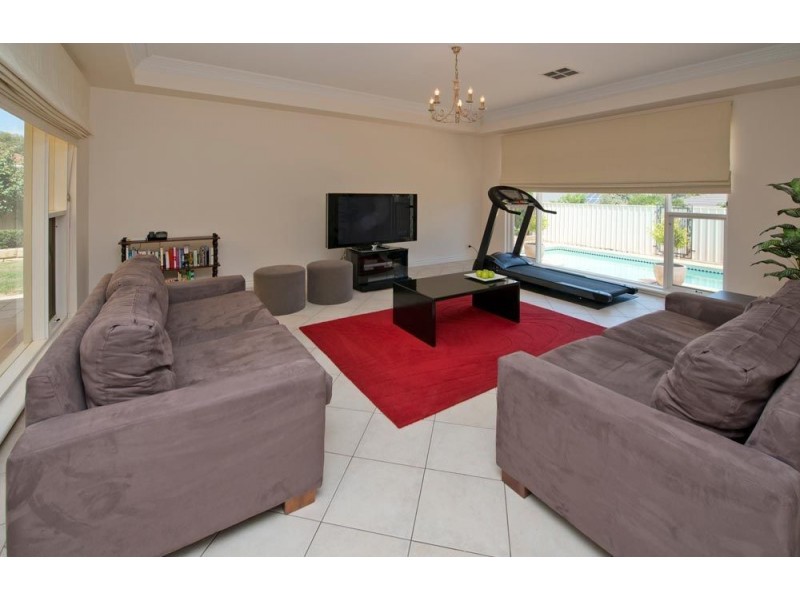 17 Doreen Street, Vale Park SA 5081