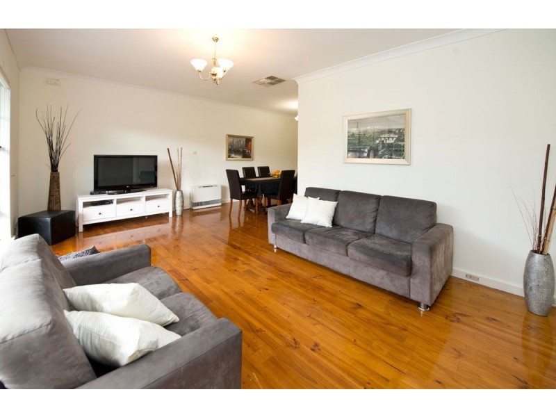 11 Harris Road, Vale Park SA 5081