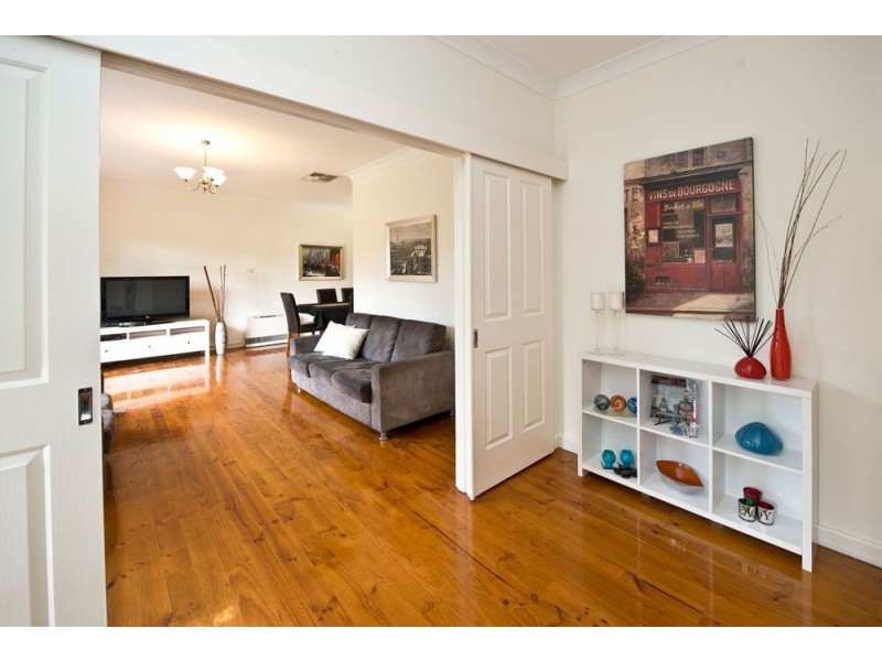 11 Harris Road, Vale Park SA 5081