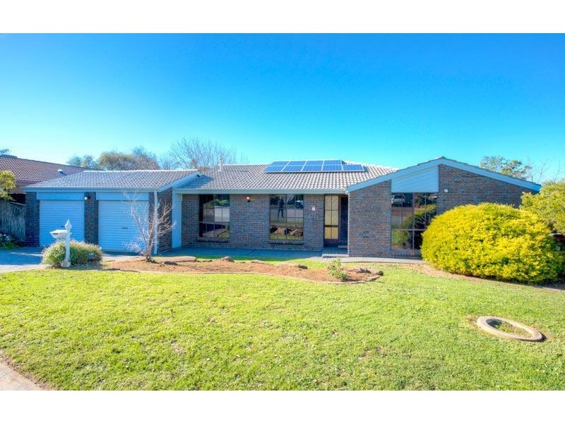 10 Chertsey Court, Wynn Vale SA 5127