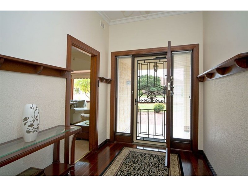 9 Edwin Avenue, Collinswood SA 5081