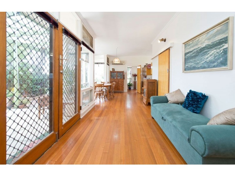 14 Lindsay Street, Vale Park SA 5081