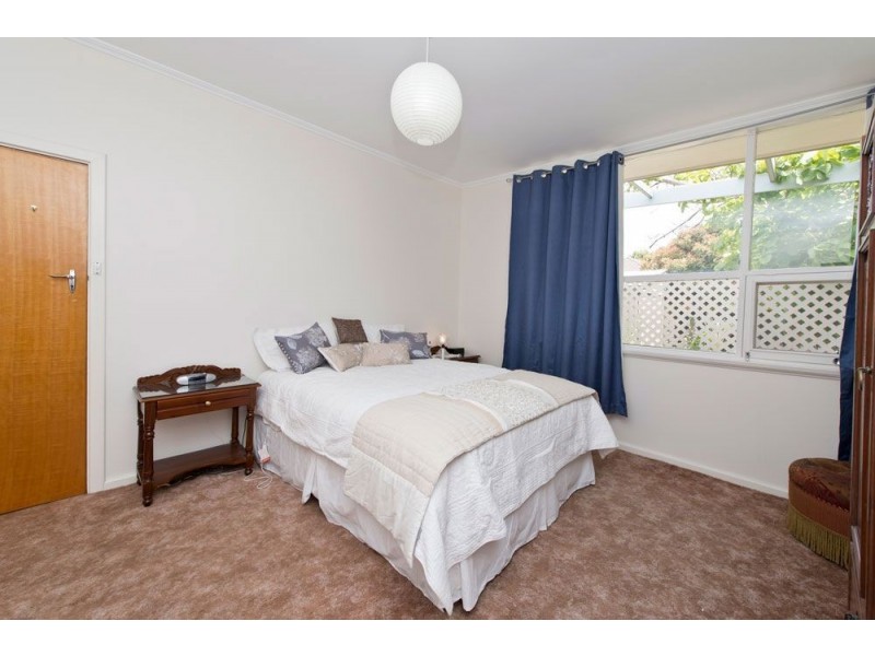 14 Lindsay Street, Vale Park SA 5081