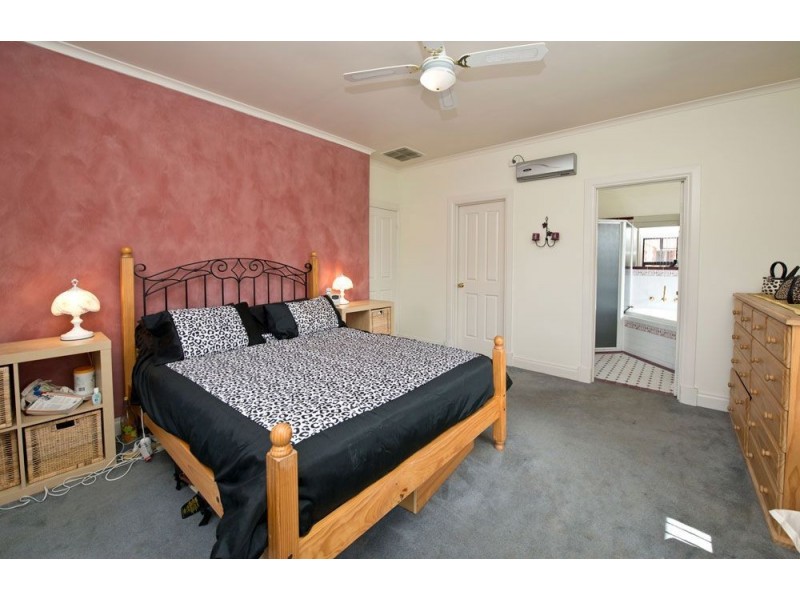 11 Rodeo Drive, Wynn Vale SA 5127