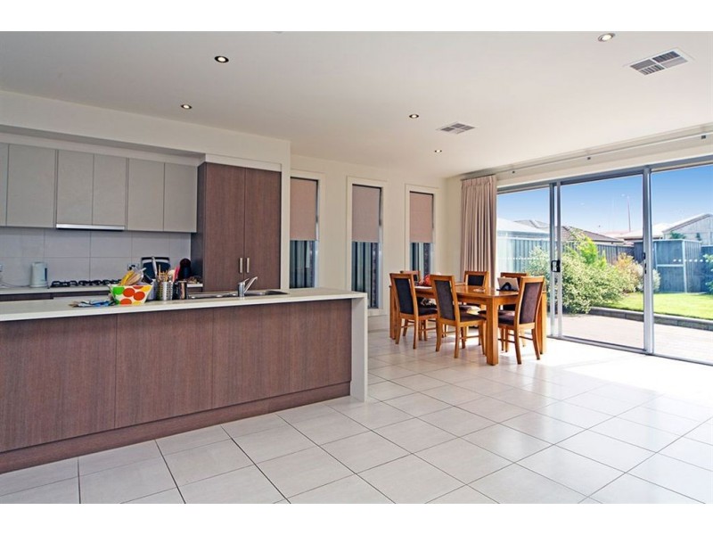 2 Gascoyne Avenue, Hillcrest SA 5086