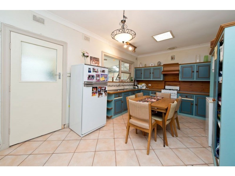 8 Stuart Street, Dernancourt SA 5075