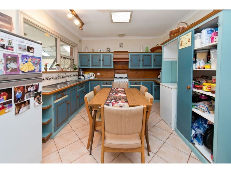 8 Stuart Street, Dernancourt SA 5075