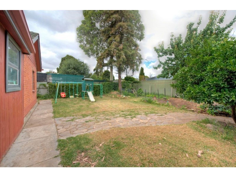 8 Stuart Street, Dernancourt SA 5075