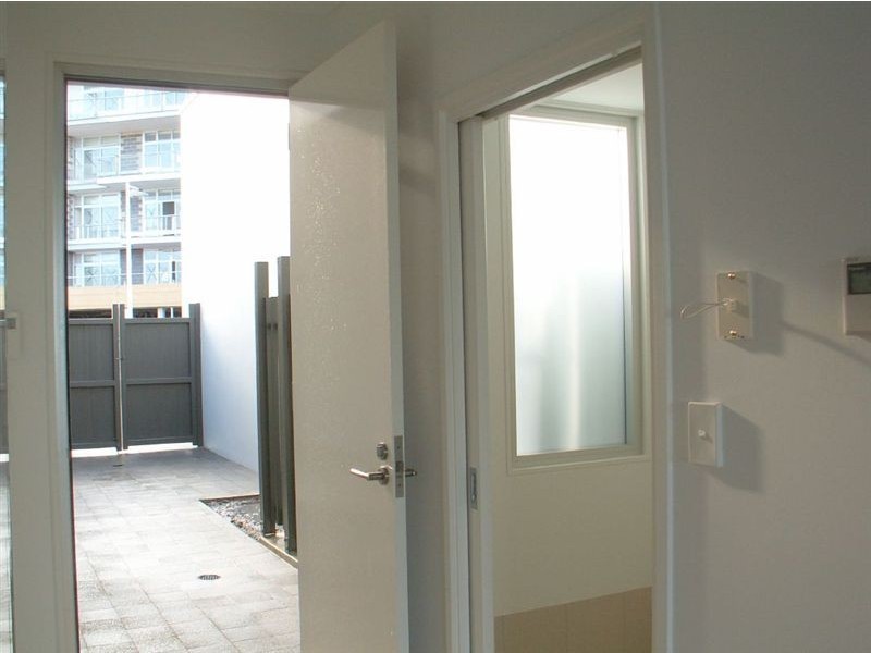 6 Yao Cove, Port Adelaide SA 5015