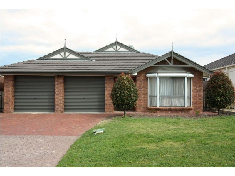 26 Farnborough Street, Oakden SA 5086