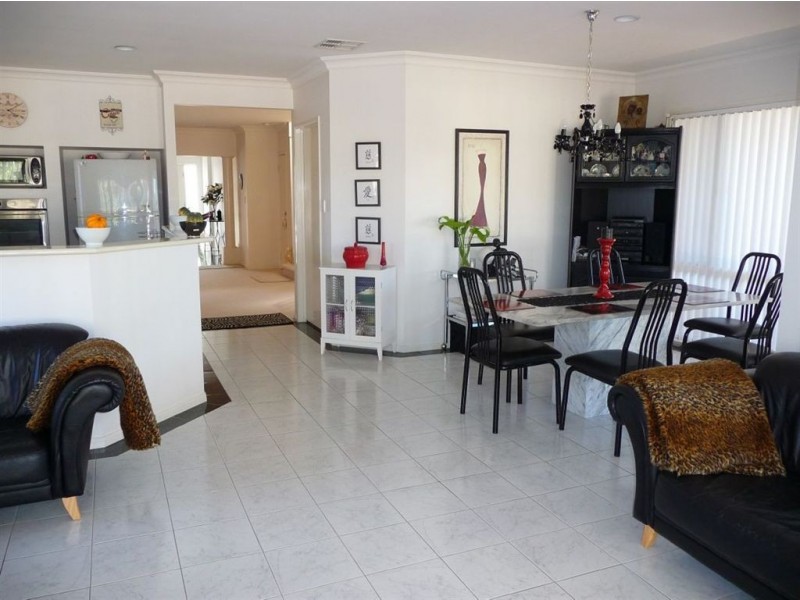 35 Burdekin Avenue, Hillcrest SA 5086