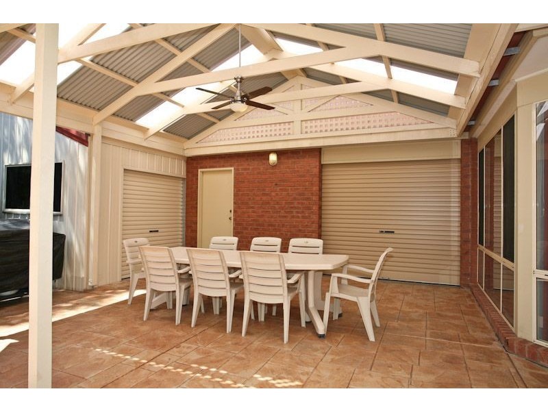 2 Parkview Drive, Oakden SA 5086