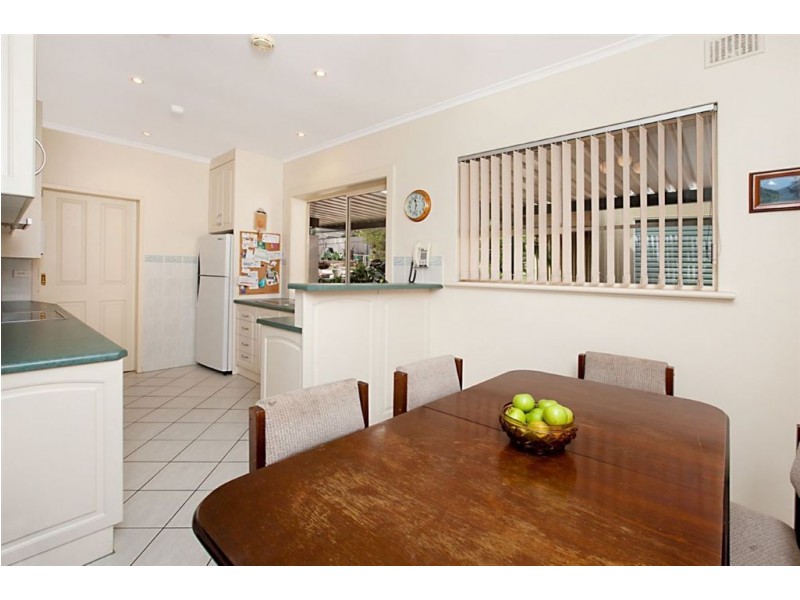 31 McGowan Court, Para Hills SA 5096