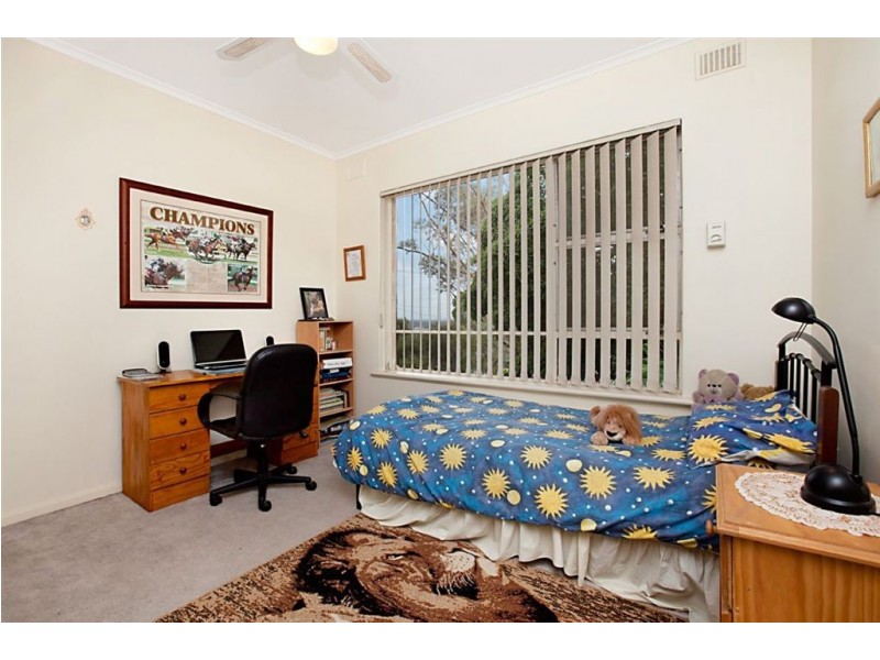 31 McGowan Court, Para Hills SA 5096