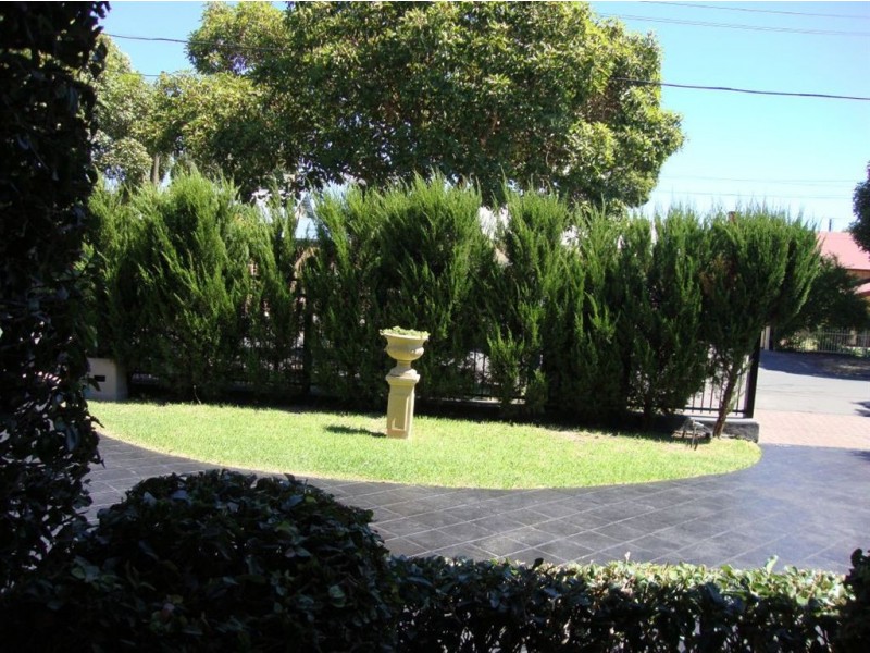 28 Corinda Avenue, Kensington Park SA 5068