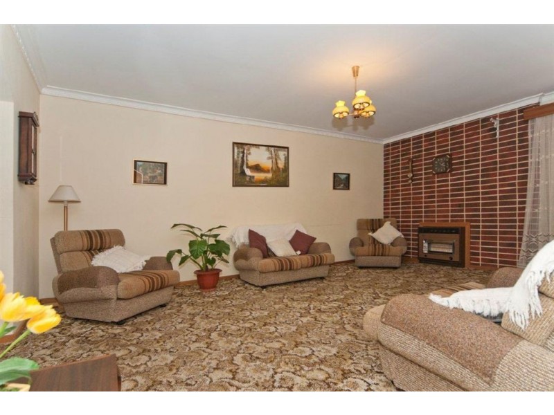 7 Wedge Street, Fairview Park SA 5126