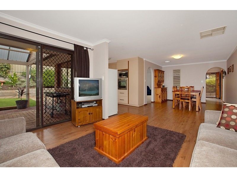 2 Dutton Court, Golden Grove SA 5125