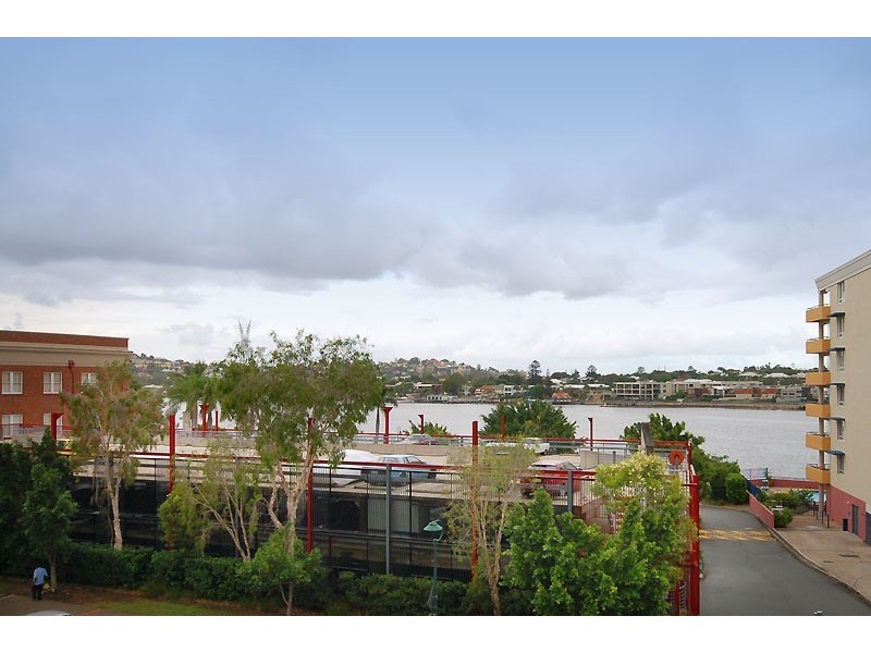 81/54 Vernon Terrace, Teneriffe QLD 4005