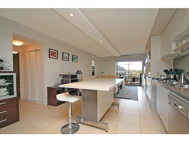 11/53 Commercial Road, Newstead QLD 4006