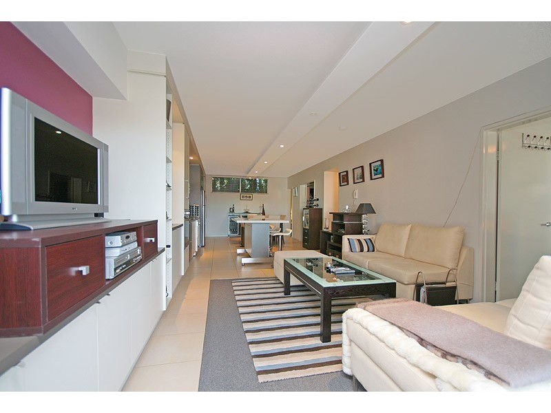 11/53 Commercial Road, Newstead QLD 4006