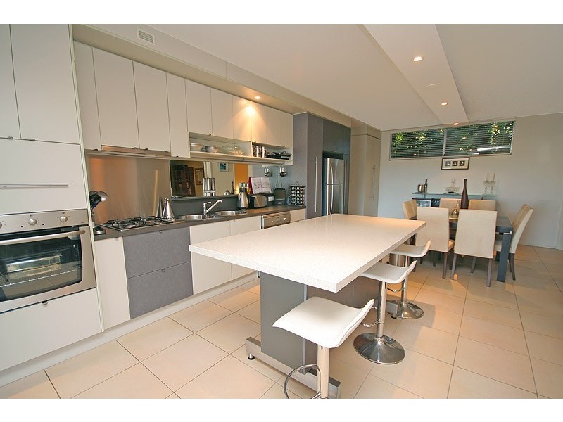 11/53 Commercial Road, Newstead QLD 4006