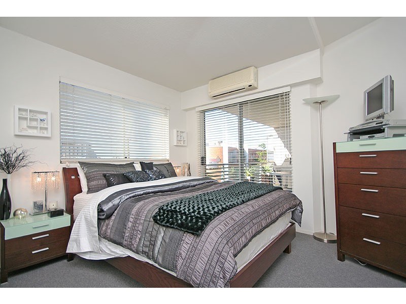 11/53 Commercial Road, Newstead QLD 4006