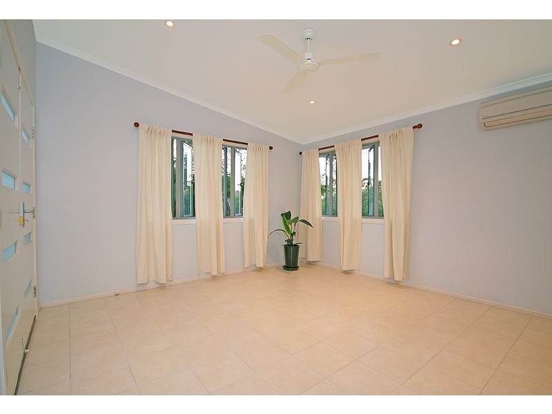 31 Leach Street, Everton Park QLD 4053