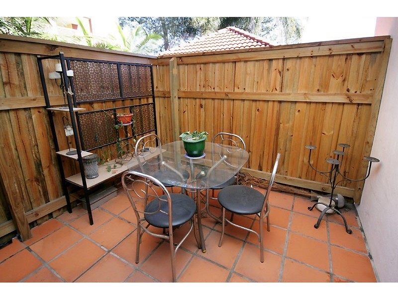 5/128 Sydney Street, New Farm QLD 4005