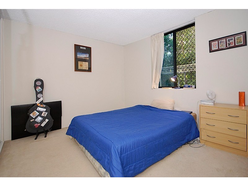 1/136 Oxlade Drive, New Farm QLD 4005