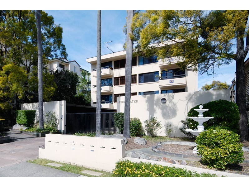 1/136 Oxlade Drive, New Farm QLD 4005