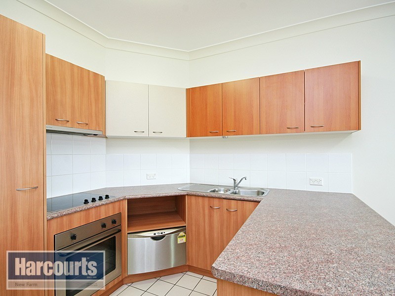 57/52 Newstead Terrace, Newstead QLD 4006