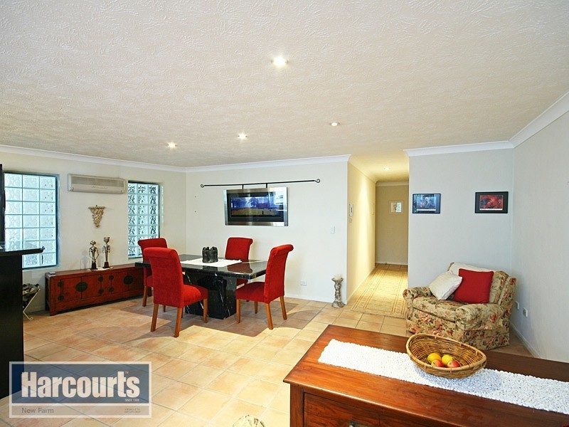 9/10 Oxlade Drive, New Farm QLD 4005