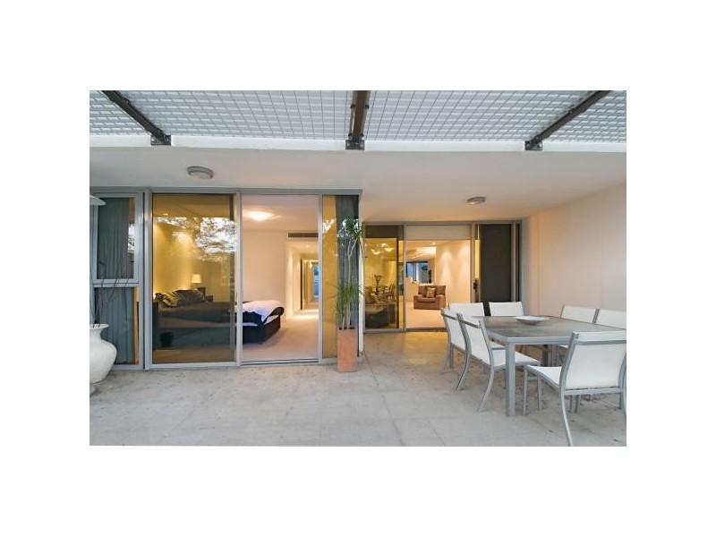 4121/30 Hollins, New Farm QLD 4005