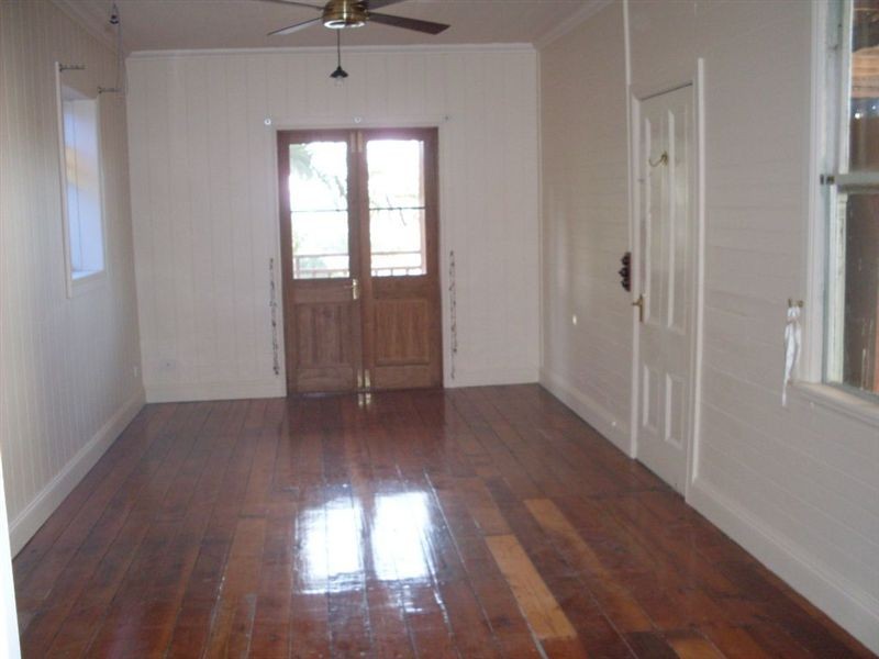 8 Teneriffe Drive, Newstead QLD 4006