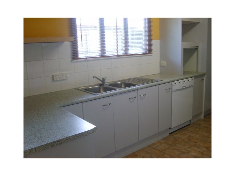 48 Glen Retreat Road, Mitchelton QLD 4053