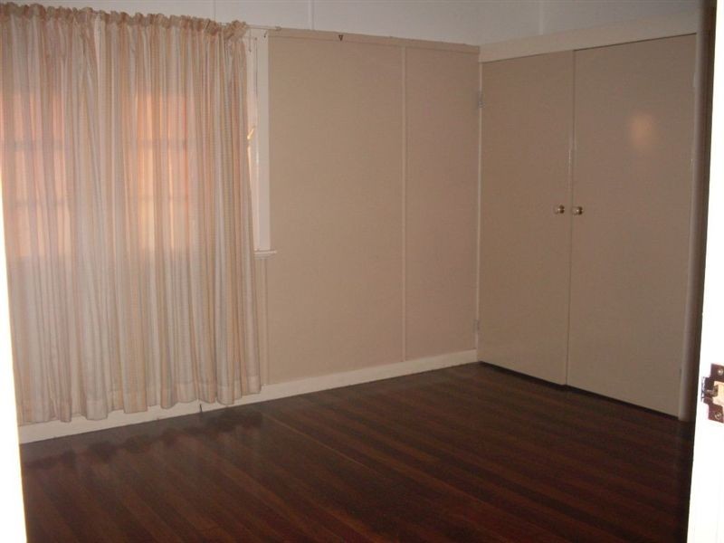 80 Redwood Street, Stafford Heights QLD 4053