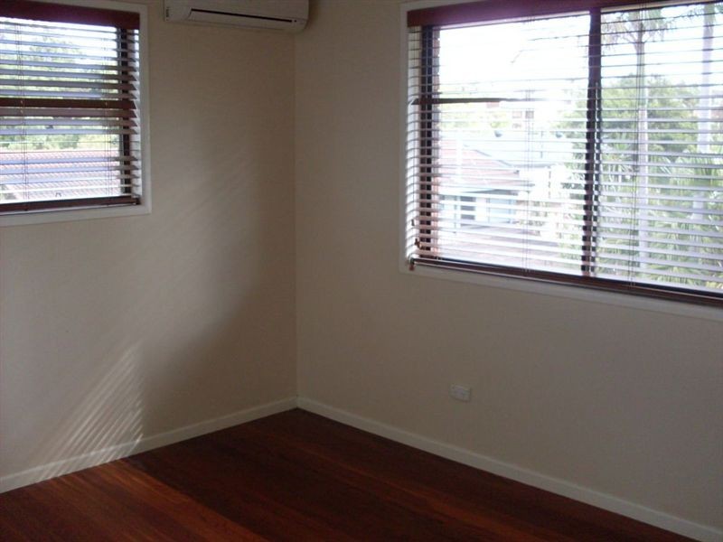 4 Glencloy St, Ferny Grove QLD 4055