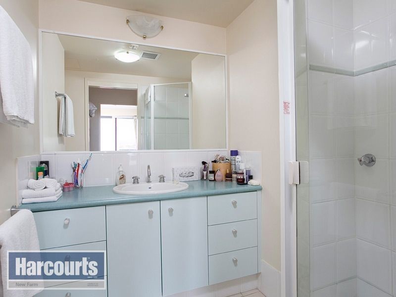 46/39 Vernon Terrace, Teneriffe QLD 4005