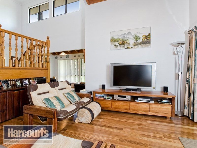 1 Franklin Court, Albany Creek QLD 4035