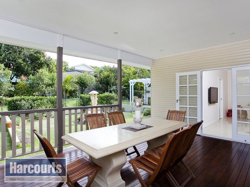 8 East Street, Kedron QLD 4031