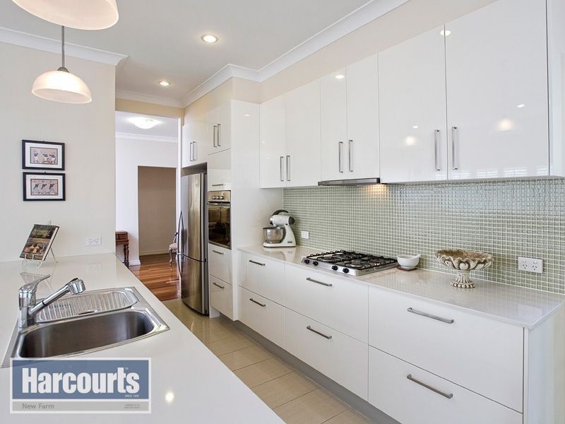 8 East Street, Kedron QLD 4031