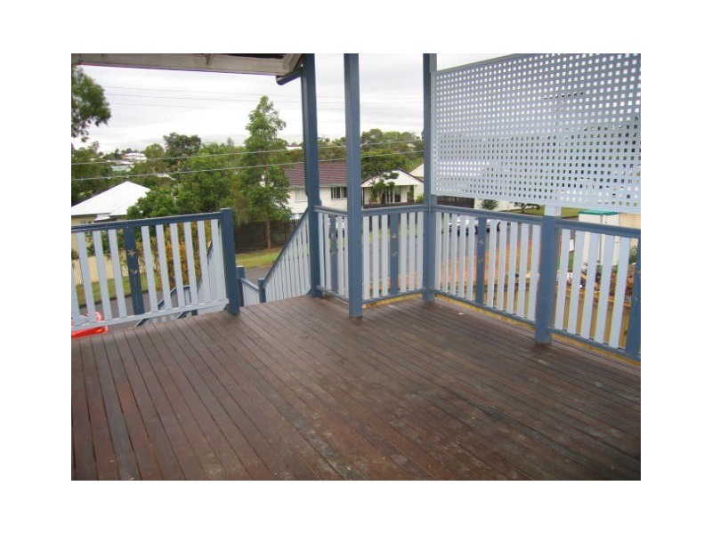 22 Uranus Ave, Seven Hills QLD 4170