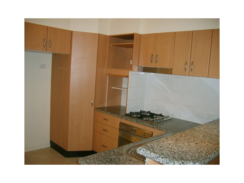 2/14 Macquarie Street, Newstead QLD 4006