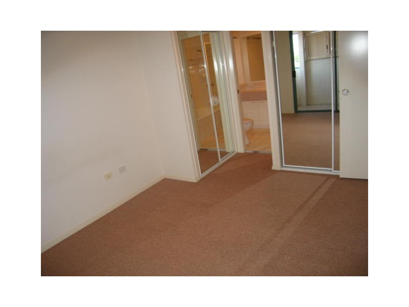 12/128 Sydney Street, New Farm QLD 4005