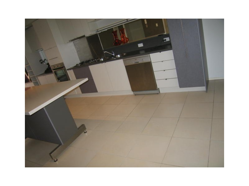 33/53 Commercial Road, Newstead QLD 4006