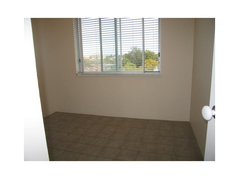 10/122 Macquarie Street, St Lucia QLD 4067