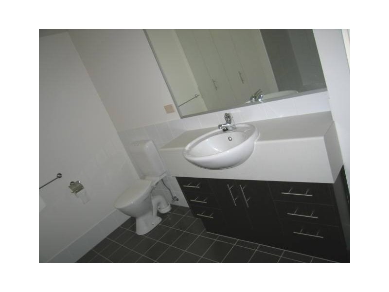 1/110 Commercial Road, Teneriffe QLD 4005