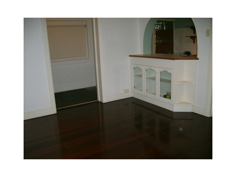 2/15 Roche Ave, Bowen Hills QLD 4006